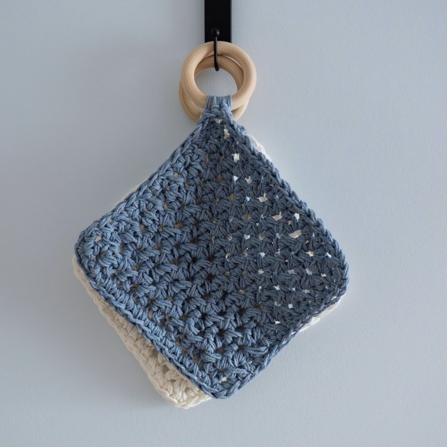 Quick & Easy Farmhouse Crochet Dishcloth