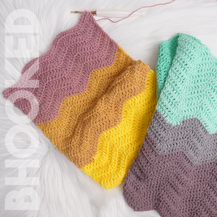 Classic Ripple Crochet Cowl