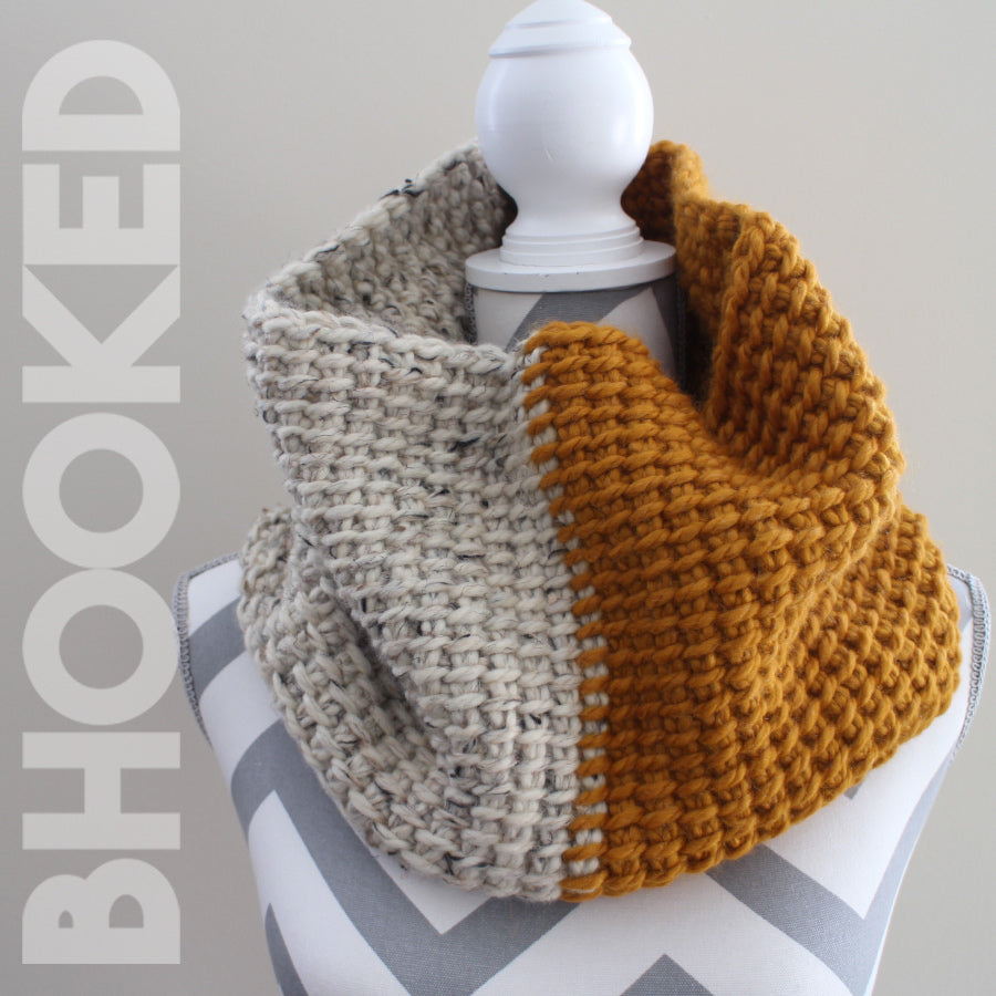 Two-Toned Tunisian Crochet Cowl