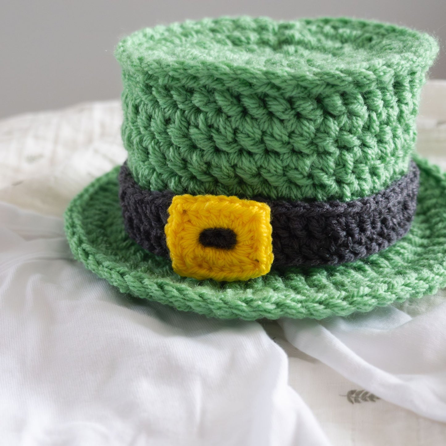 Easy Crochet Baby Top Hat