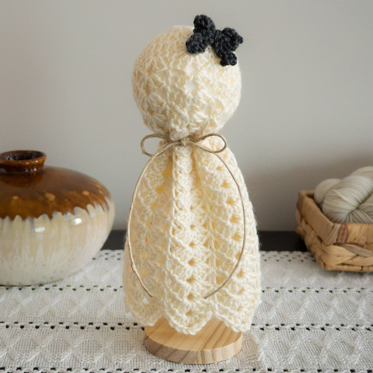 Farmhouse Crochet Ghost