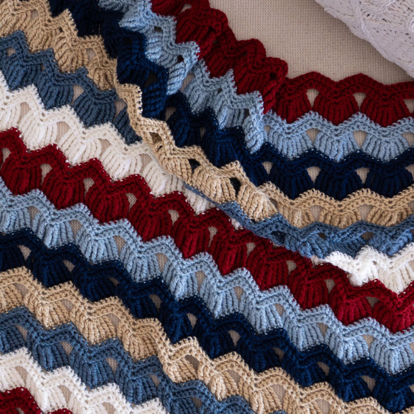 Vintage Fan Crochet Throw Blanket
