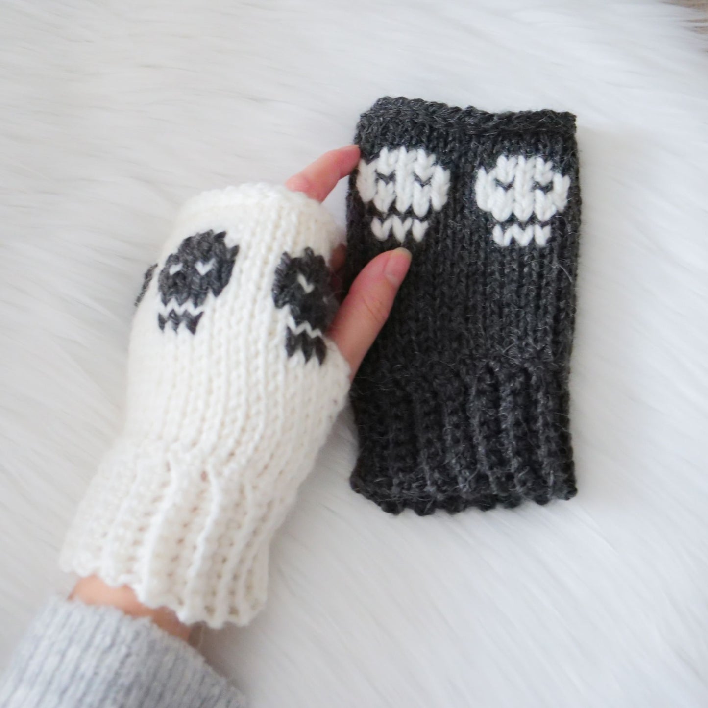 Spooky Skull Tunisian Crochet Hand Warmers