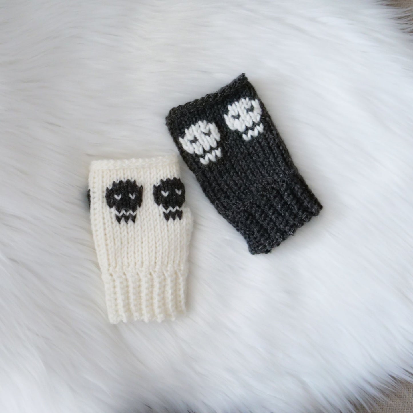 Spooky Skull Tunisian Crochet Hand Warmers