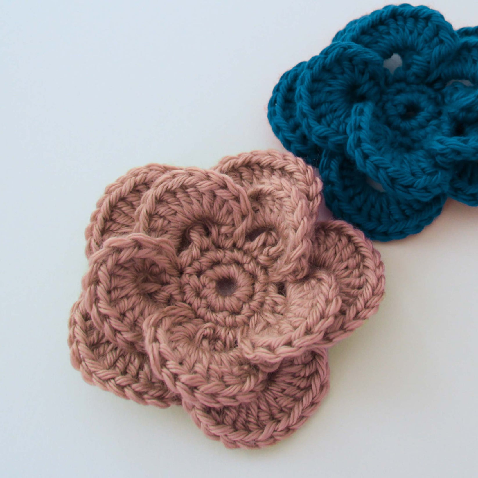 Wagon Wheel Crochet Flower – B.Hooked